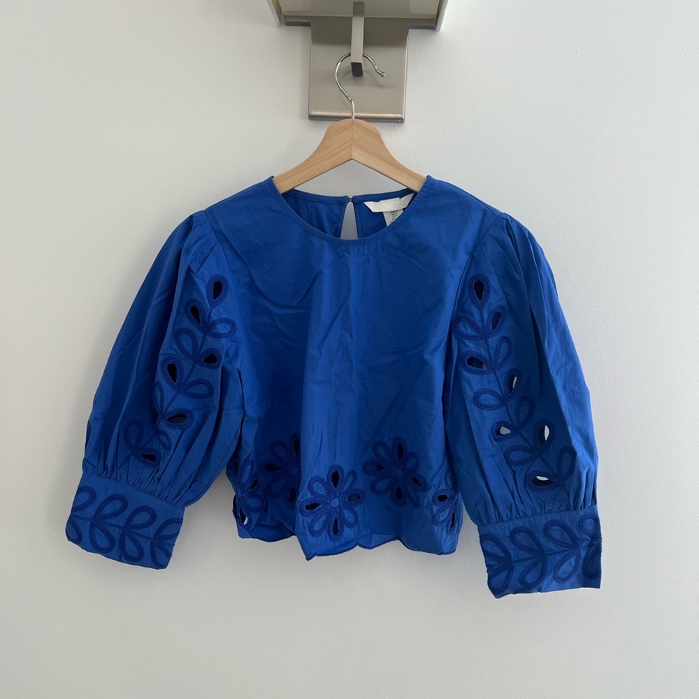 H&M Blue Puff Sleeve Embellished Blouse *New with Tags*